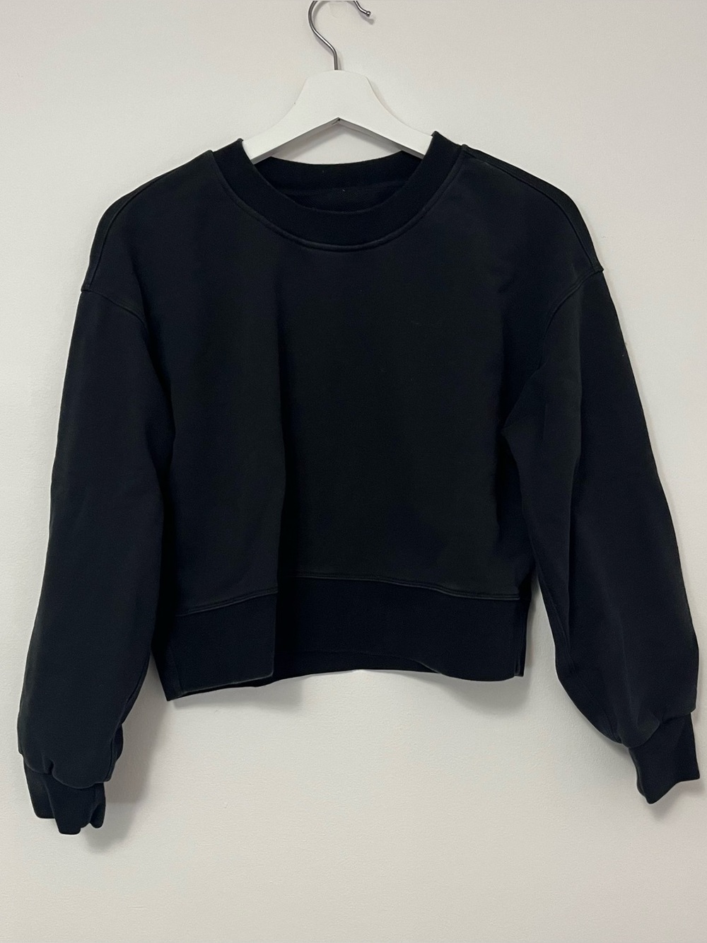 Lululemon Perfectly Oversized Cropped Crew in Black
